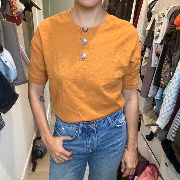 Madewell orange top with buttons - Picture 1 of 3